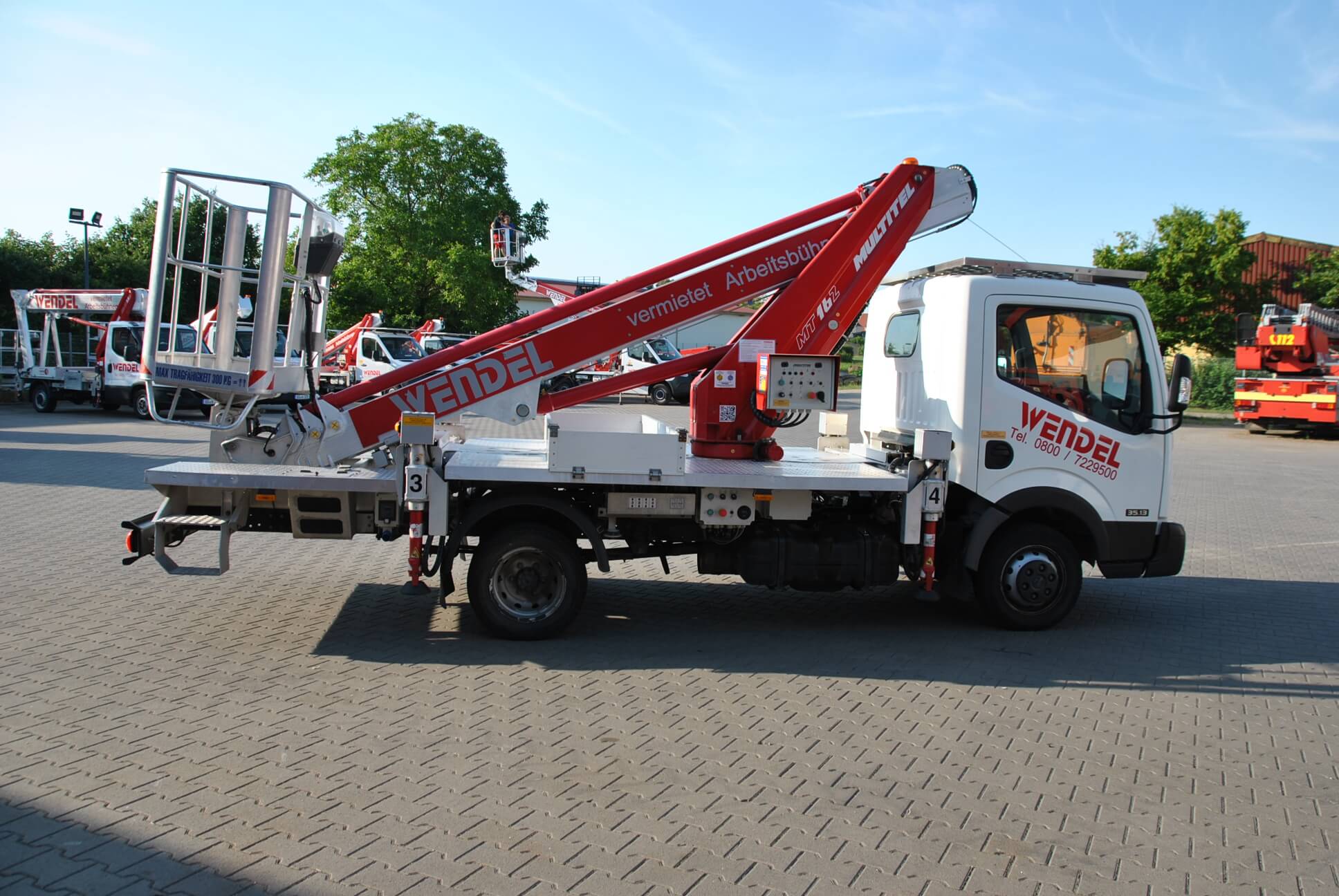 TL16.2 LKW-Arbeitsbühne 