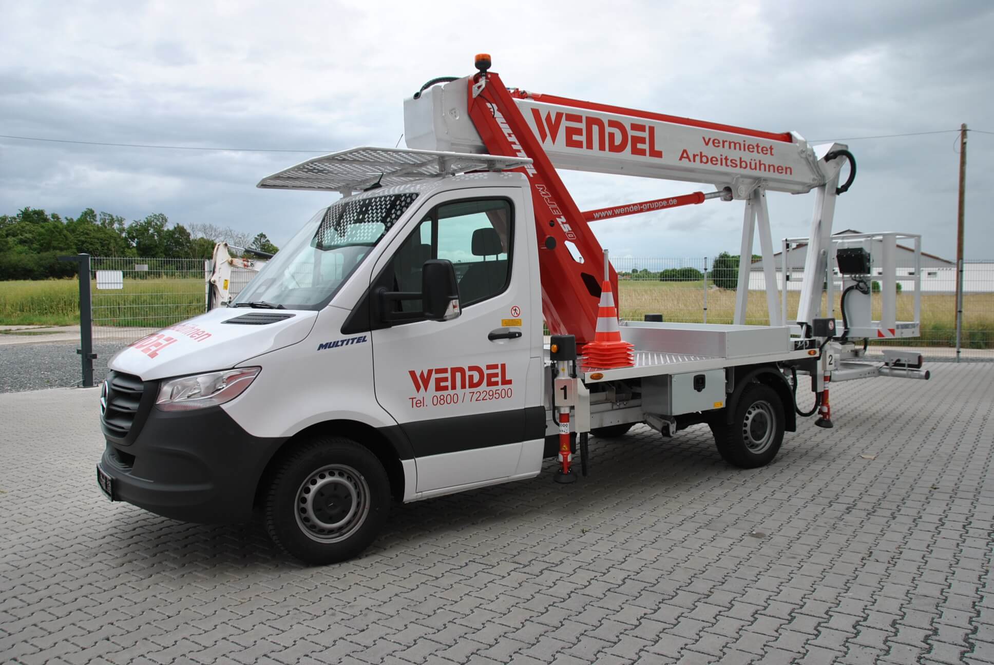  TLK25 LKW-Arbeitsbühne